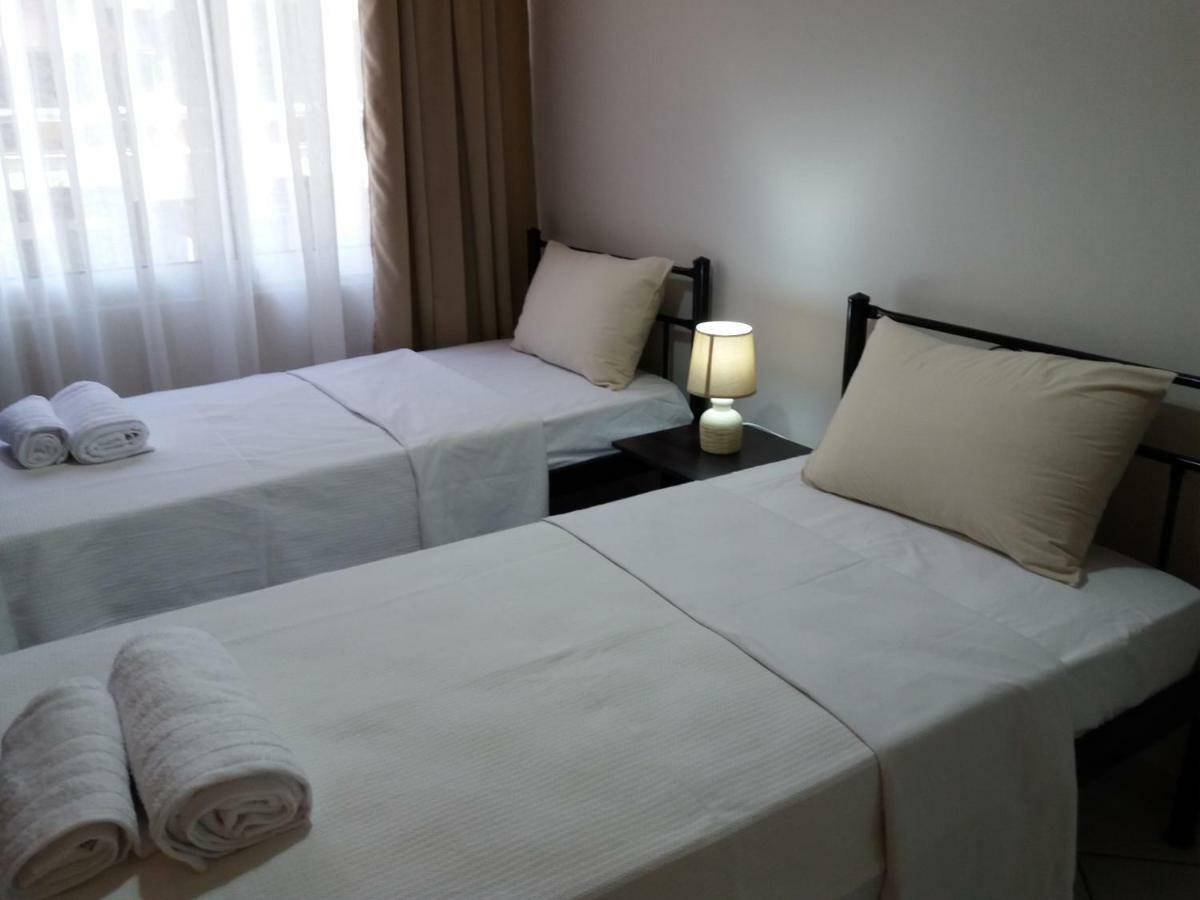 Christine'S Downtown Suites Kavála Eksteriør bilde