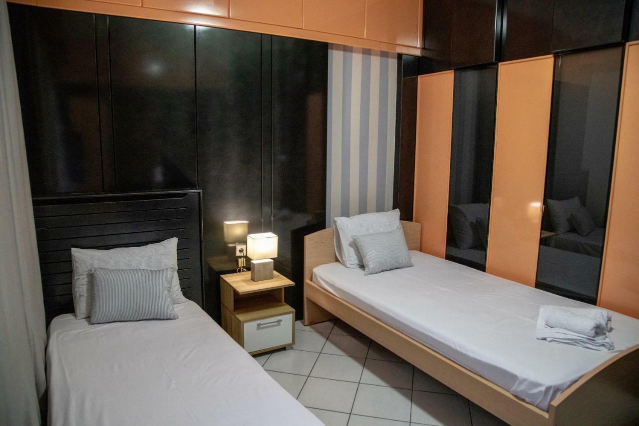 Christine'S Downtown Suites Kavála Eksteriør bilde