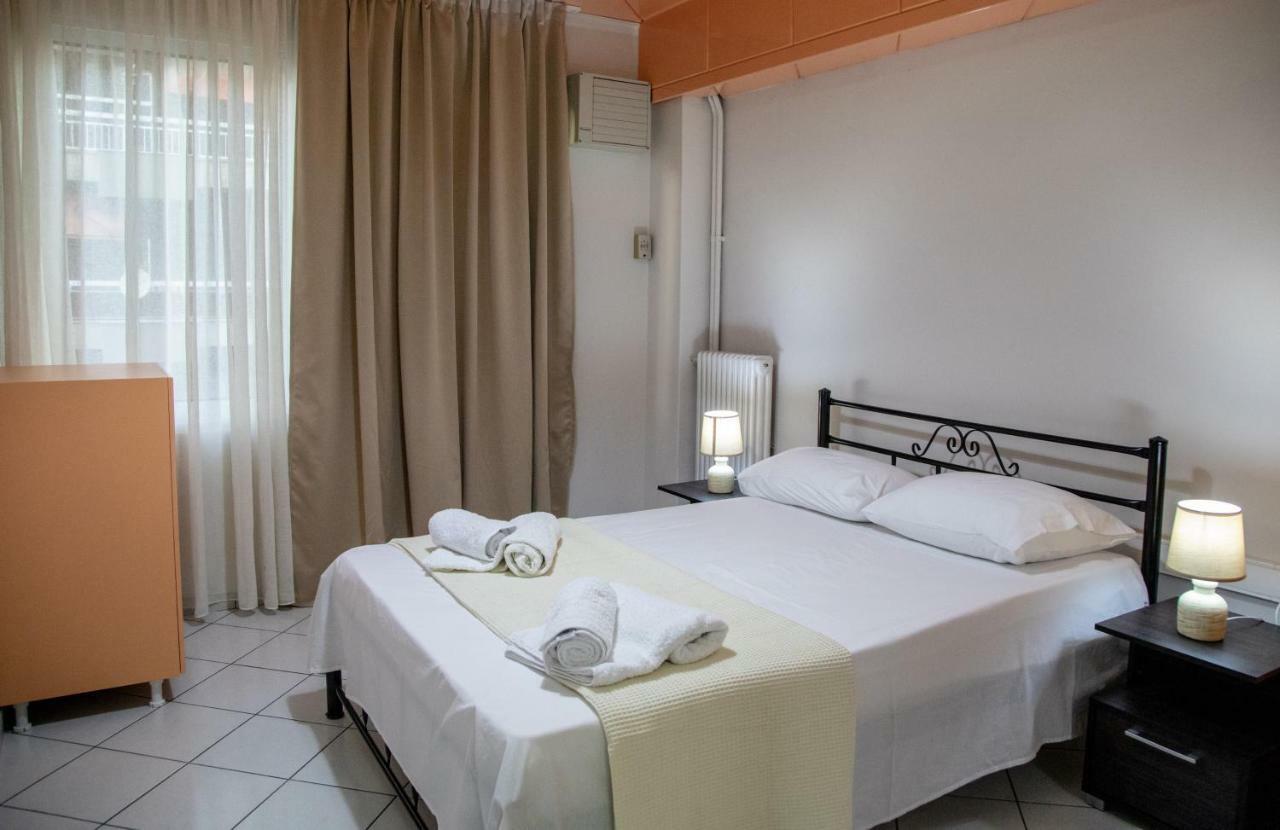 Christine'S Downtown Suites Kavála Eksteriør bilde